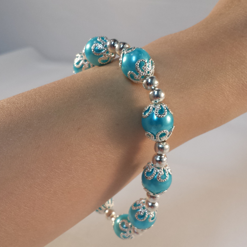 Silver Blue Pearl Stretch Bead Bracelet 10mm